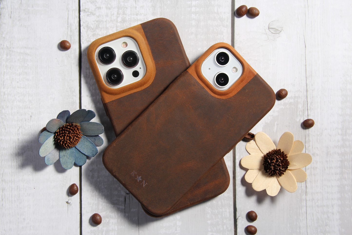 Natural Leather iPhone Case for iPhone 14 Pro with MagSafe Strong Magnets