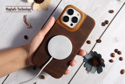 Natural Leather iPhone Case for iPhone 14 Pro with MagSafe Strong Magnets