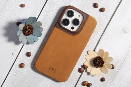 Natural Leather iPhone Case for iPhone 14 Pro with MagSafe Strong Magnets